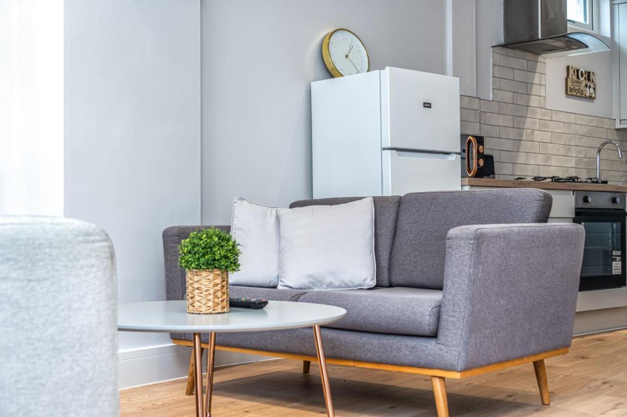 Modern Apartment In East London Bagian luar foto