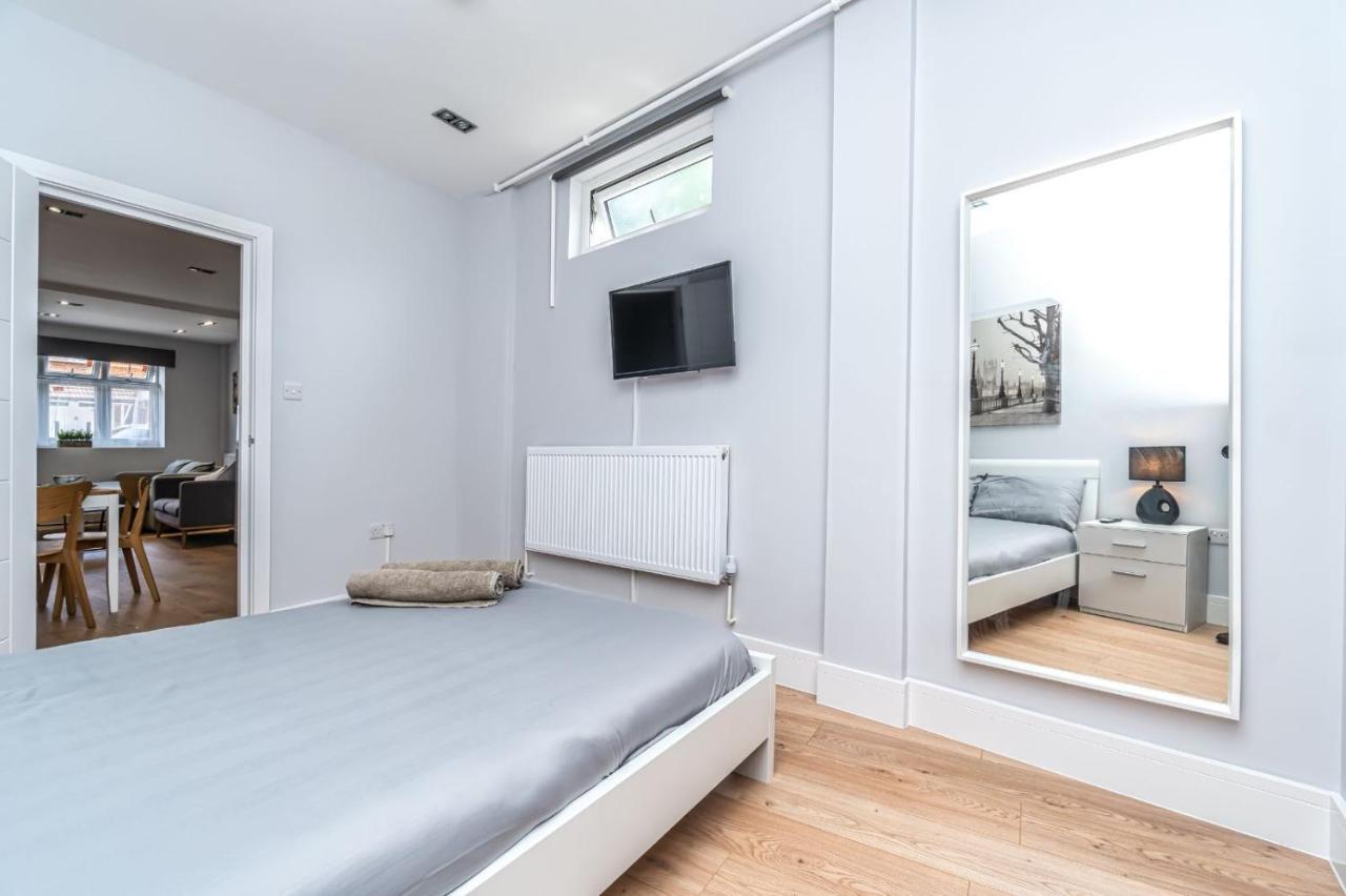 Modern Apartment In East London Bagian luar foto